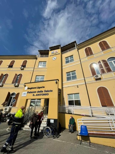 Recco, unico comune ligure con popolazione sopra i 5mila abitanti a prendere in carico le prenotazioni per i vaccini agli over 80