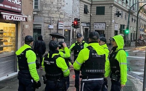Centro storico, operazione "Largo Raggio" della Polizia Locale con una raffica di controlli