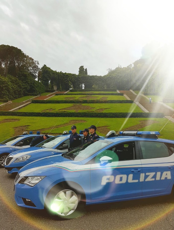 Striscione contro Ferrero sul ponte monumentale: Daspo per due sampdoriani Striscione contro Ferrero sul ponte monumentale: Daspo per due sampdoriani