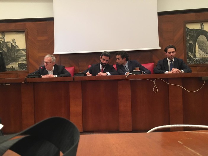 Incontro al Mise per Piaggio Aerospace, ma senza Di Maio. Vella: "Servono ancora 3 mesi per un avvallo al finanziamento e per una rimodulazione"