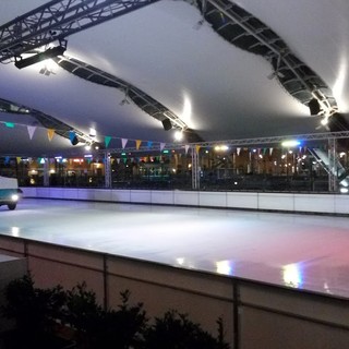 Porto Antico, si pattina sul ghiaccio. Apertura della pista entro i primi di dicembre