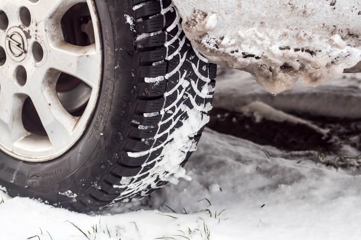 In inverno gli pneumatici da neve fanno la differenza