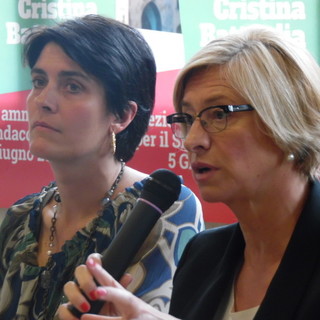 La ministra Pinotti all'adunata degli alpini