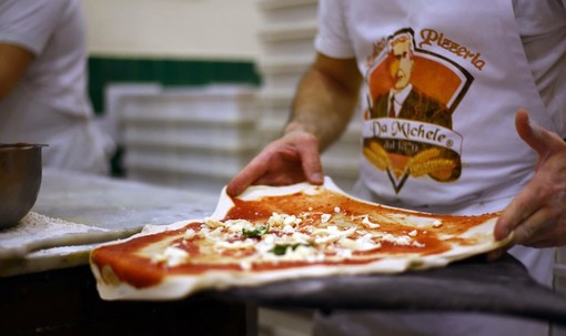 Apre la storica pizzeria Da Michele, si parte il 12 settembre
