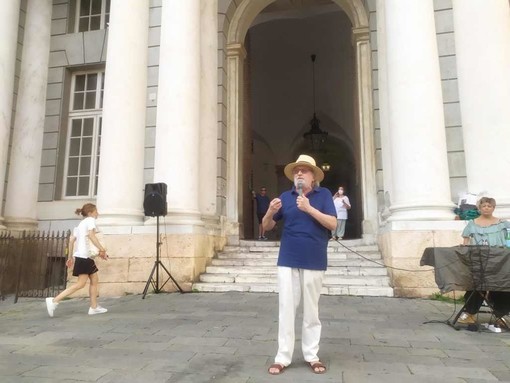 Morte di David Sassoli, l'Università di Genova contro il tweet no vax del professor Becchi Morte di David Sassoli, l'Università di Genova contro il tweet no vax del professor Becchi