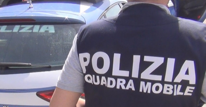 Aggressione a bastonate in via del Lagaccio: 35enne ferito, indaga la Squadra Mobile Aggressione a bastonate in via del Lagaccio: 35enne ferito, indaga la Squadra Mobile