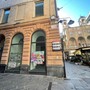 Il centro storico si tinge di rossoblù: il nuovo store del Genoa aprirà in piazza Banchi