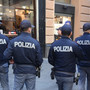 Sedicenne fermato con un tirapugni in via Gramsci: 80 identificati nel blitz in centro storico