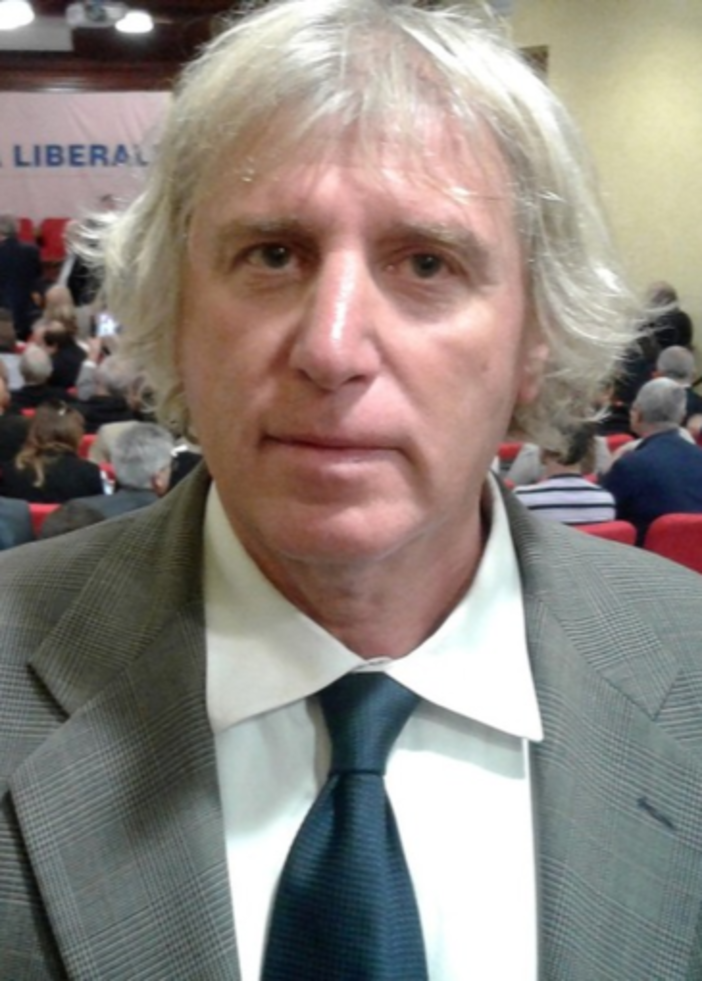 Roberto Pisani (PSI Genova): &quot;L'Europa va verso una grande coalizione Socialista, Popolare e Liberale&quot;