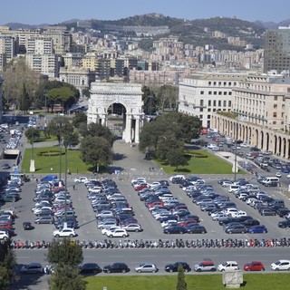 Sciopero nazionale Usb: presidio a Genova in piazza della Vittoria davanti alla sede dell'Inps