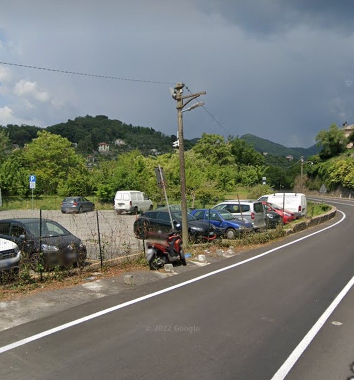 Camogli, campi da padel al posto dei parcheggi. Pompei: "Ultima chance per nuovi posti, oggi insufficienti"