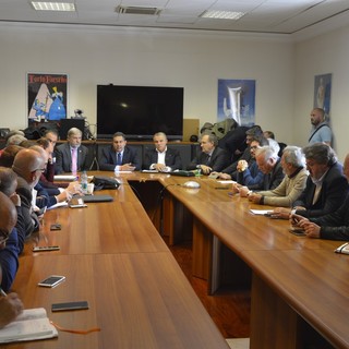 Piaggio Aero, sindacati e istituzioni fanno appello al governo: lavoratori pronti alla mobilitazione