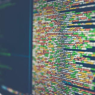 Sicurezza nelle reti decentralizzate: sfide e innovazioni per la protezione dei dati