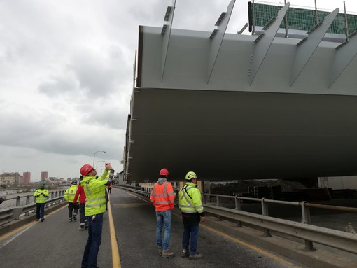 Proseguono i lavori per il nuovo ponte sul Polcevera (VIDEO e FOTO) Proseguono i lavori per il nuovo ponte sul Polcevera (VIDEO e FOTO)