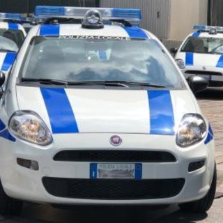 Sampierdarena, blitz della Polizia Locale contro degrado e spaccio: tre segnalati per droga e raffica di multe