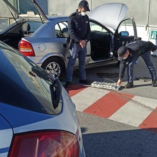 Traffico internazionale di droga: la Polizia di frontiera arresta un 65enne arrivato da Tangeri