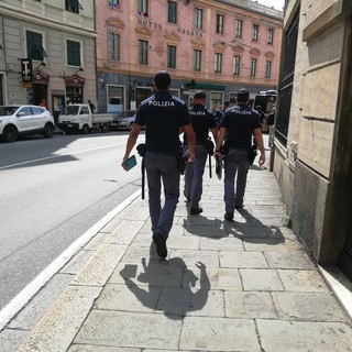 Controlli costanti nelle zone rosse del centro storico e quelle di Sampierdarena, Cornigliano e Certosa
