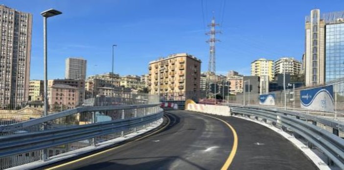 Nuovi cantieri, Robotti: "Consapevoli dei disagi e ci scusiamo per questo con la cittadinanza, ma sono fondamentali" Nuovi cantieri, Robotti: "Consapevoli dei disagi e ci scusiamo per questo con la cittadinanza, ma sono fondamentali"