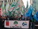 Pensioni, fisco e lavoro, a Genova il corteo dei sindacati: &quot;I soldi della manovra vadano ai lavoratori&quot; (FOTO E VIDEO)