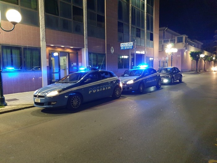 Due denunciati per detenzione di sostanze stupefacenti ai fini di spaccio