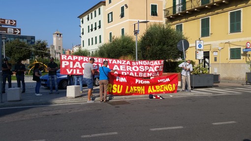 Una delle rappresentanze sindacali stamani presenti all'incontro presso la Culp