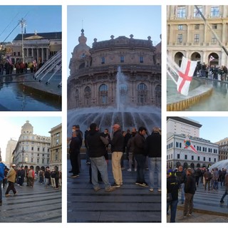 Nella città del 'Pescatore' di De Andrè è vietato pescare, flash mob di protesta nella fontana di piazza De Ferrari (FOTO e VIDEO)