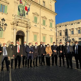 Si va verso il Mattarella-bis: al Quirinale i presidenti di Regione incontrano il Capo dello Stato