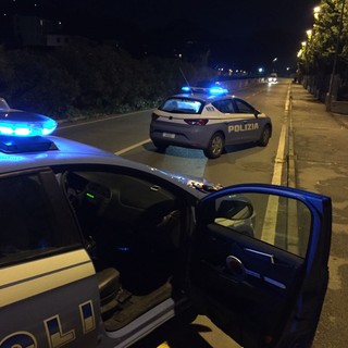 Castelletto, tentano di entrare in un appartamento, due denunciati