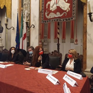 "Mia o di nessun altro", ieri la presentazione del libro di Catia Acquesta sulla violenza di genere (FOTO e VIDEO)