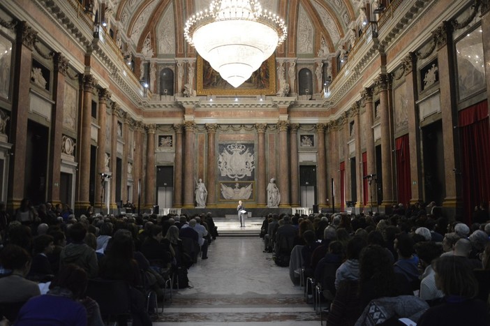 Scuola, ultimo giorno: momento simbolico liceo D'Oria con assessora Cavo al Ducale