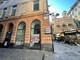 Il centro storico si tinge di rossoblù: il nuovo store del Genoa aprirà in piazza Banchi