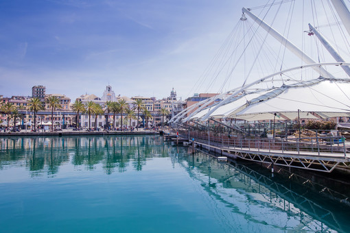 Porto Antico, l'atmosfera del Natale inaugura i festeggiamenti per i trent'anni