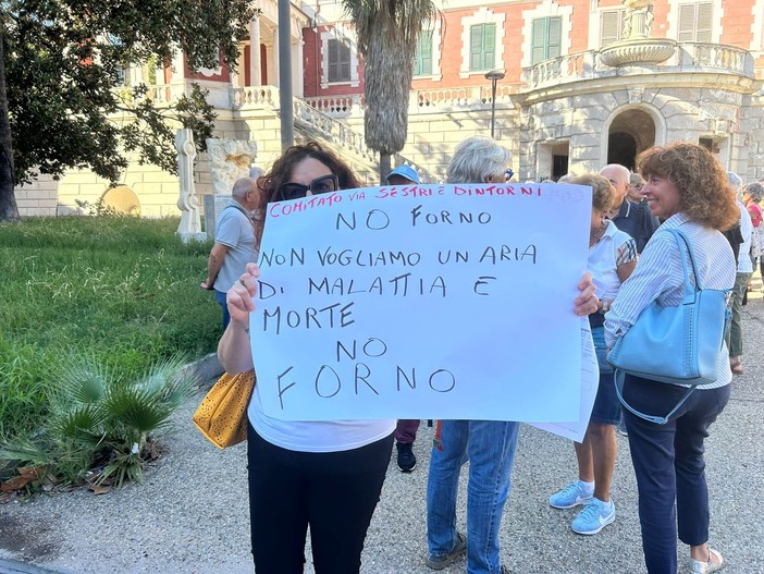 Ex Ilva, Salis: “Nessun sì incondizionato al forno elettrico, ma serve rilanciare l’acciaieria”