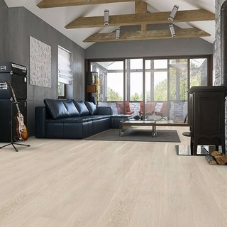 Perché scegliere il legno iroko per i tuoi progetti di arredamento