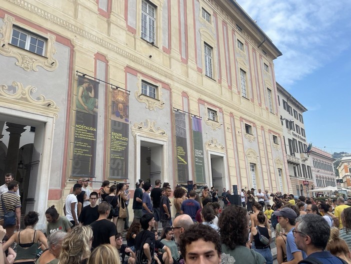 A De Ferrari il presidio per difendere la Buridda: “Non possiamo più fare un passo indietro” A De Ferrari il presidio per difendere la Buridda: “Non possiamo più fare un passo indietro”