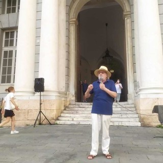 Morte di David Sassoli, l'Università di Genova contro il tweet no vax del professor Becchi Morte di David Sassoli, l'Università di Genova contro il tweet no vax del professor Becchi