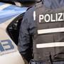Sestri Ponente, entra in una scuola e aggredisce gli agenti: arrestato 25enne Sestri Ponente, entra in una scuola e aggredisce gli agenti: arrestato 25enne