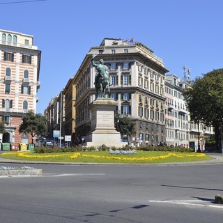 La piazza più frequentata di Genova è Corvetto