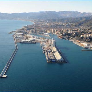Il porto di Savona