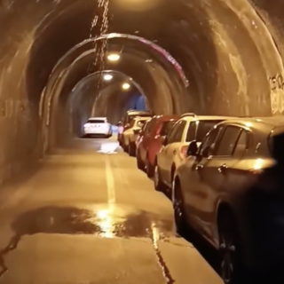 Castelletto, perdita d’acqua nella galleria di via Ameglia, apprensione tra i residenti