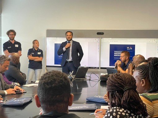 Protezione civile, una delegazione dei governi africani alla centrale operativa di Genova Protezione civile, una delegazione dei governi africani alla centrale operativa di Genova