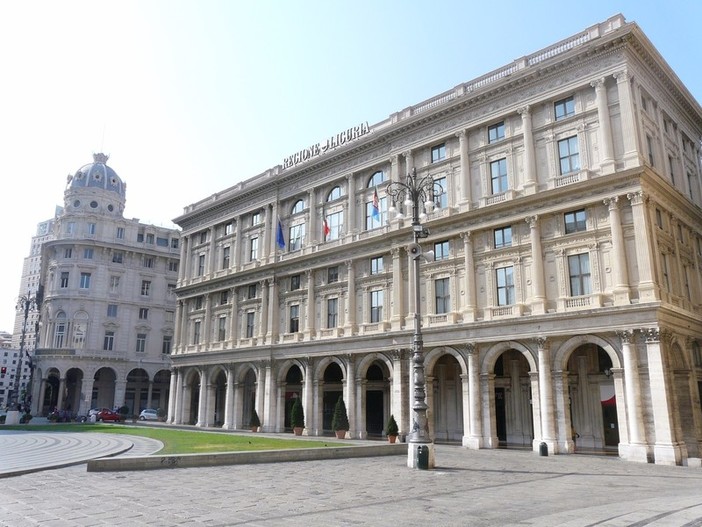 80 anni di Sampdoria, il maxi ledwall di piazza De Ferrari si illumina a festa 80 anni di Sampdoria, il maxi ledwall di piazza De Ferrari si illumina a festa