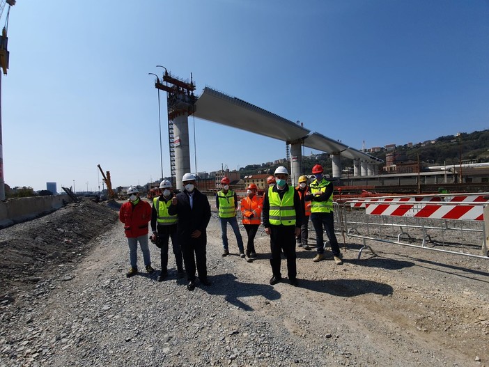 Toti sul nuovo ponte per Genova: &quot;Cantiere non si è mai fermato, simbolo della liguria che non si arrende&quot;