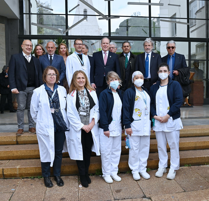 Il Principe Alberto di Monaco visita il Gaslini di Genova (FOTO)