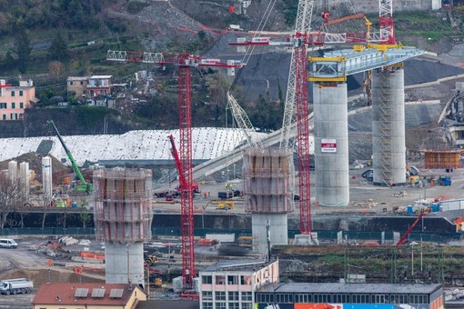 Ponte Morandi, rimborsi autotrasportatori: al via da domani le domande per i risarcimenti