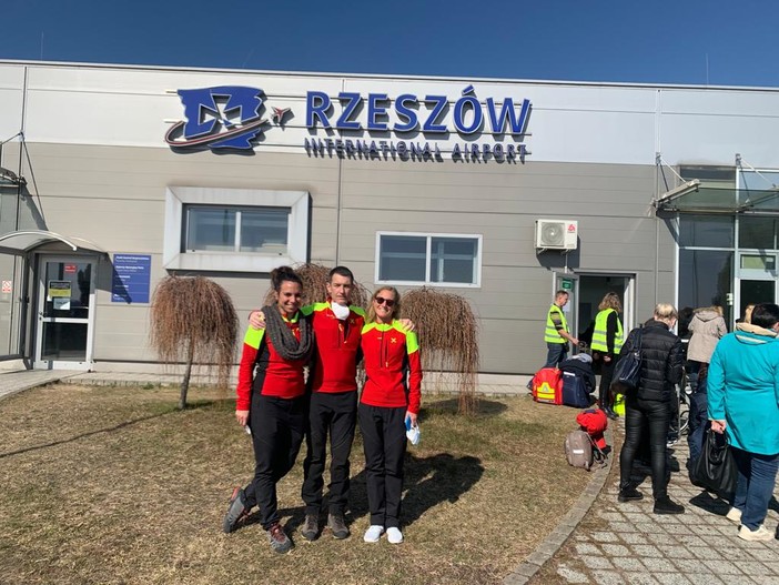 La partenza da Rzeszow dell'Equipe Gaslini La partenza da Rzeszow dell'Equipe Gaslini