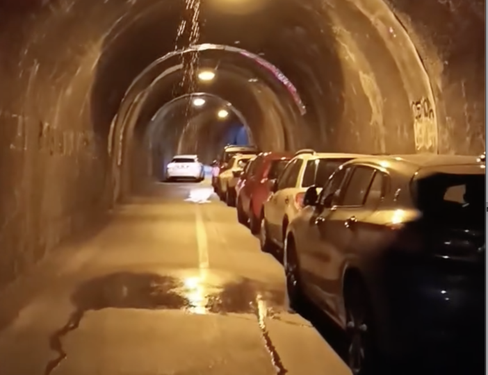 Castelletto, perdita d’acqua nella galleria di via Ameglia, apprensione tra i residenti