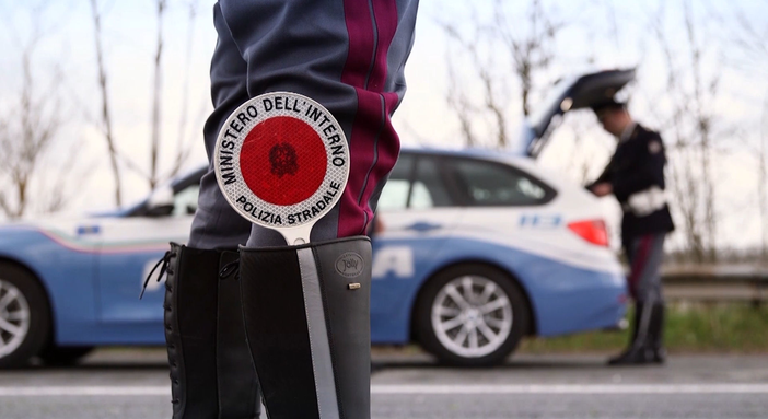 Intensificati i controlli della polizia stradale ligure su veicoli e trasporti eccezionali