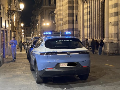 Rapina violenta nel centro storico, arrestato diciottenne Rapina violenta nel centro storico, arrestato diciottenne