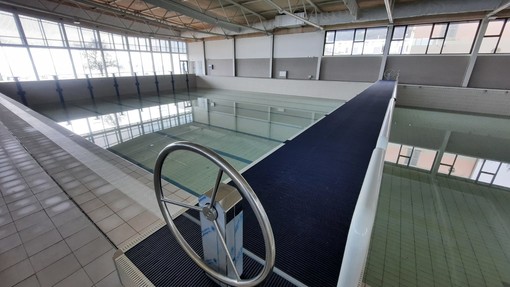 Voltri, la piscina comunale pronta a ripartire dopo il restyling